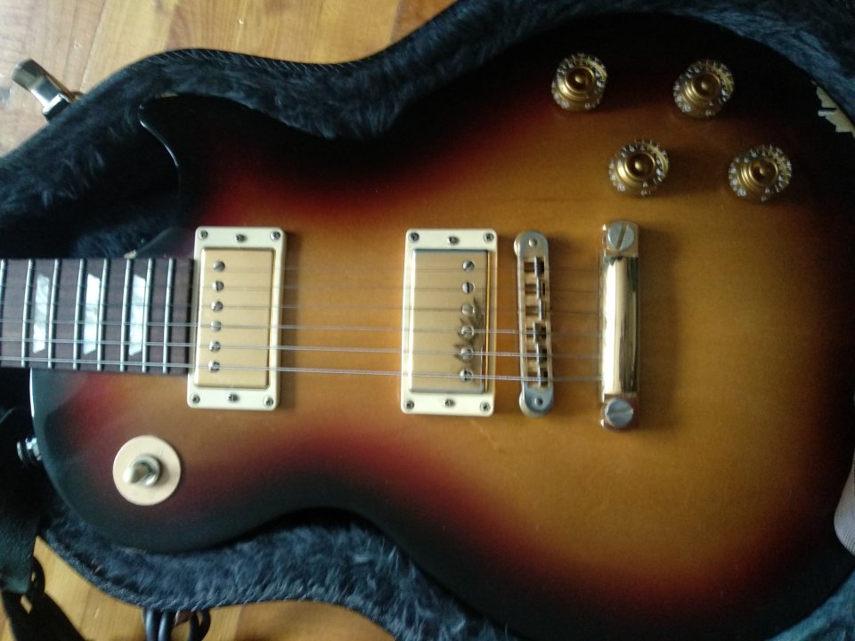 Gibson Les Paul Studio Fireburst 2005