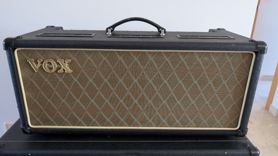 Amplificador Vox AC30 CCH y pantalla 4x12