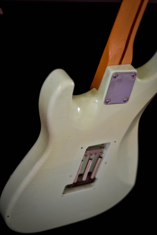 Stratocaster Korina surf green de segunda mano · Foto 10 de 10 · Huesca · 2400 €