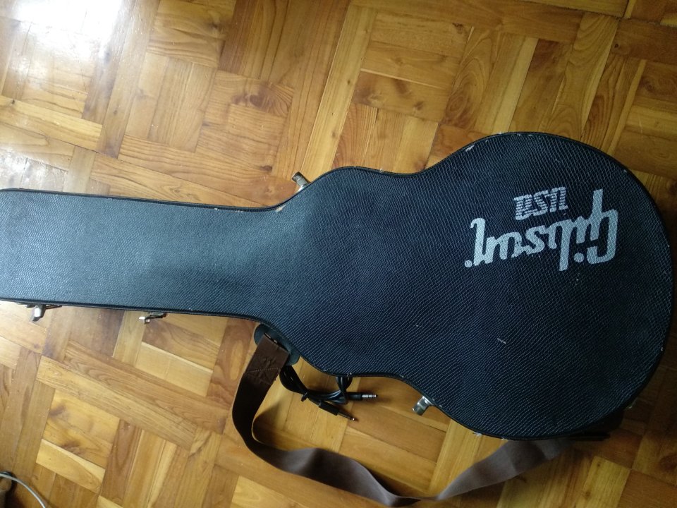 Gibson Les Paul Studio Fireburst 2005