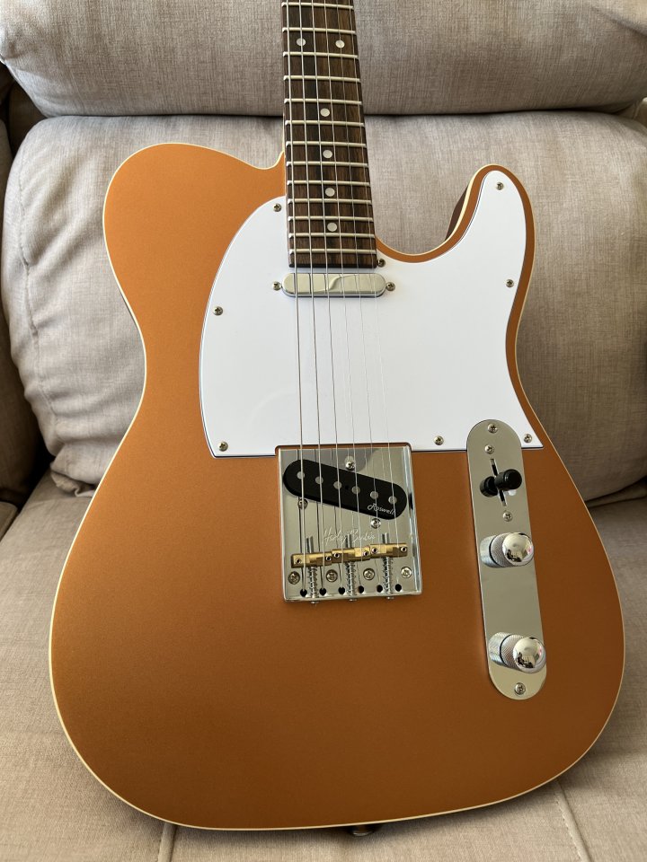 Harley Benton TE-25th Anniversary ¡FULL SET IMPECABLE! de segunda mano · Foto 8 de 10 · Barcelona · 260 €