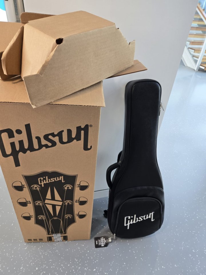 Gibson sg 2024 de segunda mano · Foto 5 de 6 · Bizkaia · 1300 €