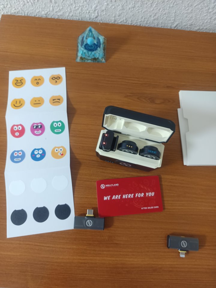 Kit micrófonos Hollyland Lark M2 Combo (2TX+3RX) — Nuevo, sin estrenar de segunda mano · Foto 3 de 3 · Alicante · 90 €
