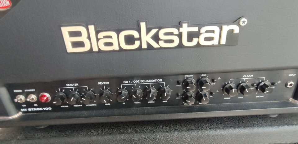 Blackstar HT STAGE 100H MKII Amplificador de guitarra 100w valvular