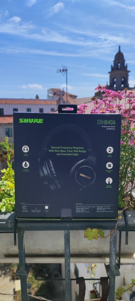 Shure SRH840A de segunda mano · Foto 1 de 3 · A Coruña · 99 €