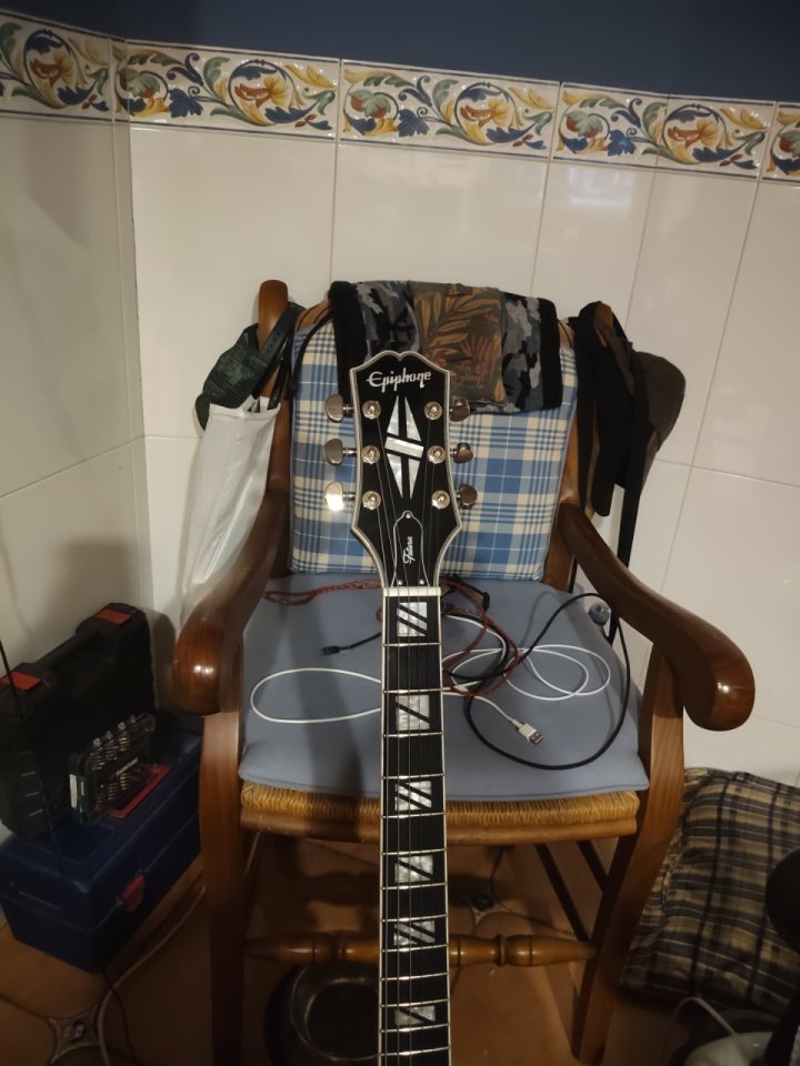 Epiphone Custom SG Futura de segunda mano · Foto 2 de 8 · Alicante · 780 €
