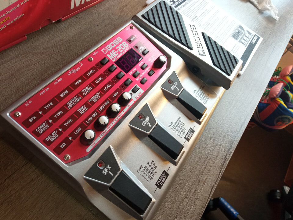 Pedalera Bajo BOSS ME-20B