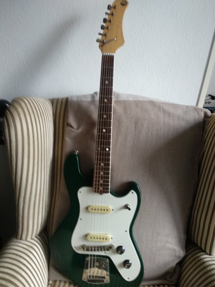 Guitarra Jolana Galaxis vintage