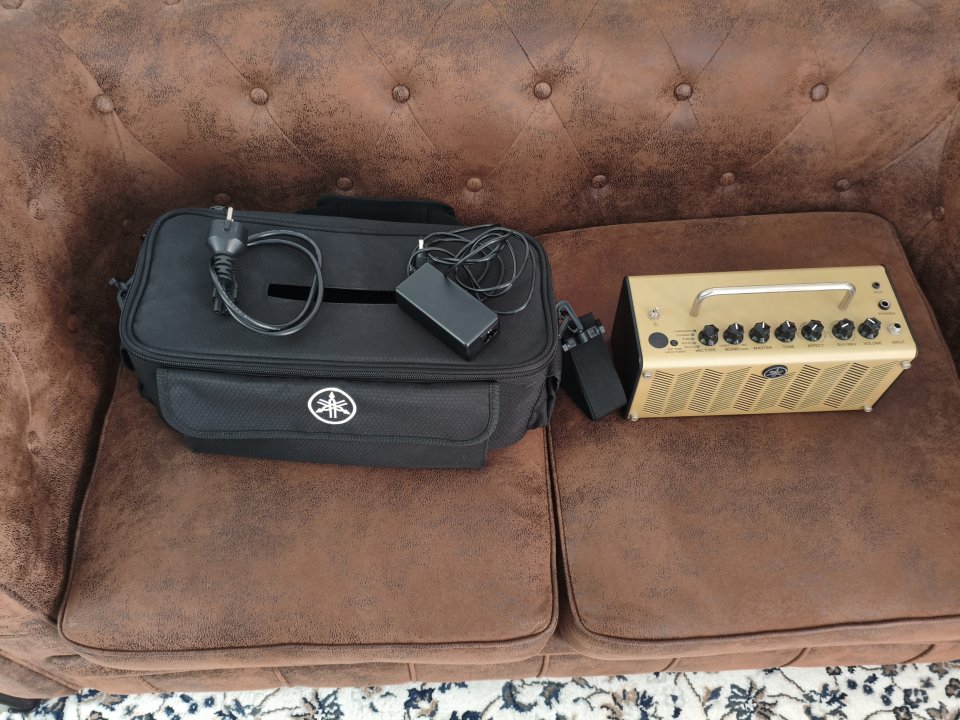 Amplificador Yamaha thr5A