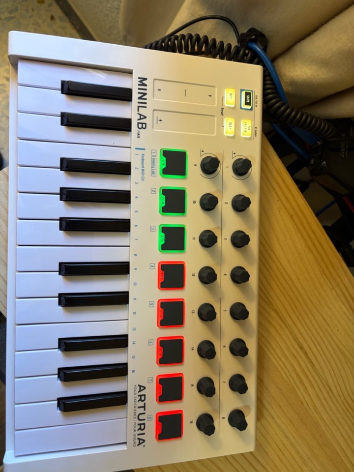 Minilab MK-II de segunda mano · Foto 1 de 2 · Barcelona · 40 €