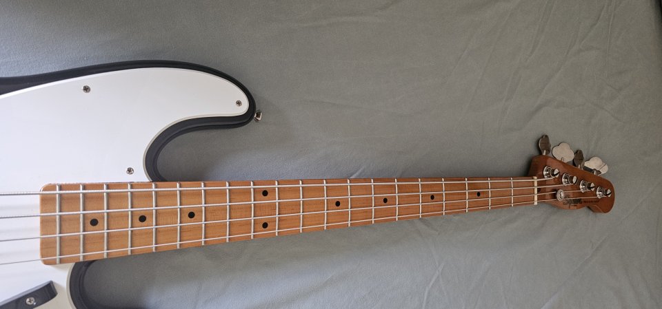 Bajo Squire classic vibe P50 de segunda mano · Foto 5 de 7 · Sevilla · 350 €