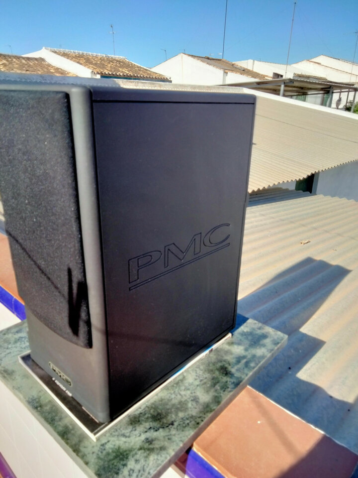 Monitores de estudio PMC TB2S+ de segunda mano · Foto 7 de 10 · Huelva · 850 €