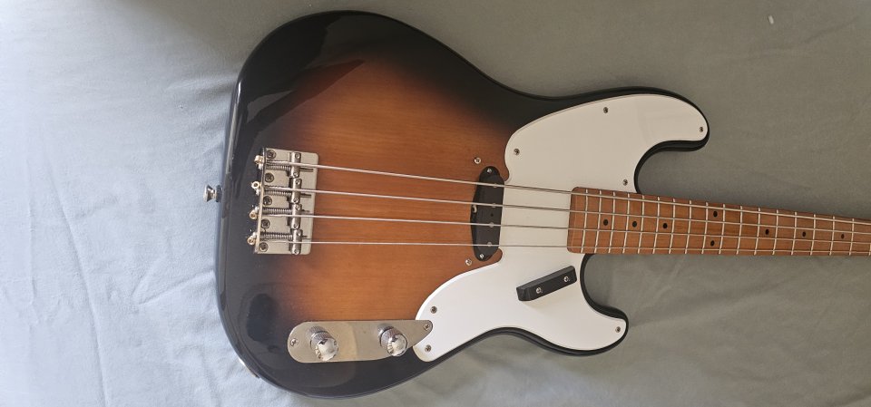 Bajo Squire classic vibe P50 de segunda mano · Foto 6 de 7 · Sevilla · 350 €