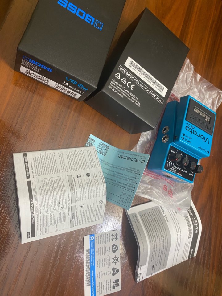 Boss VB-2W Vibrato (nuevo)