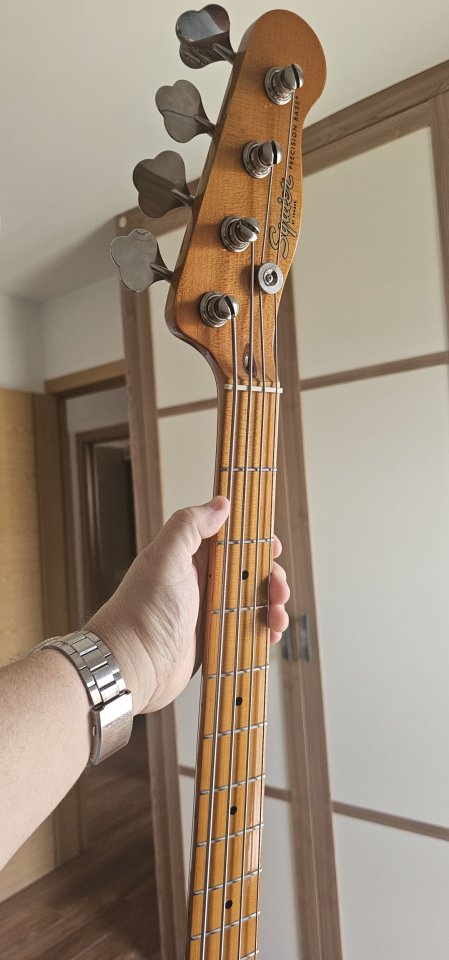 Bajo Squire classic vibe P50 de segunda mano · Foto 7 de 7 · Sevilla · 350 €