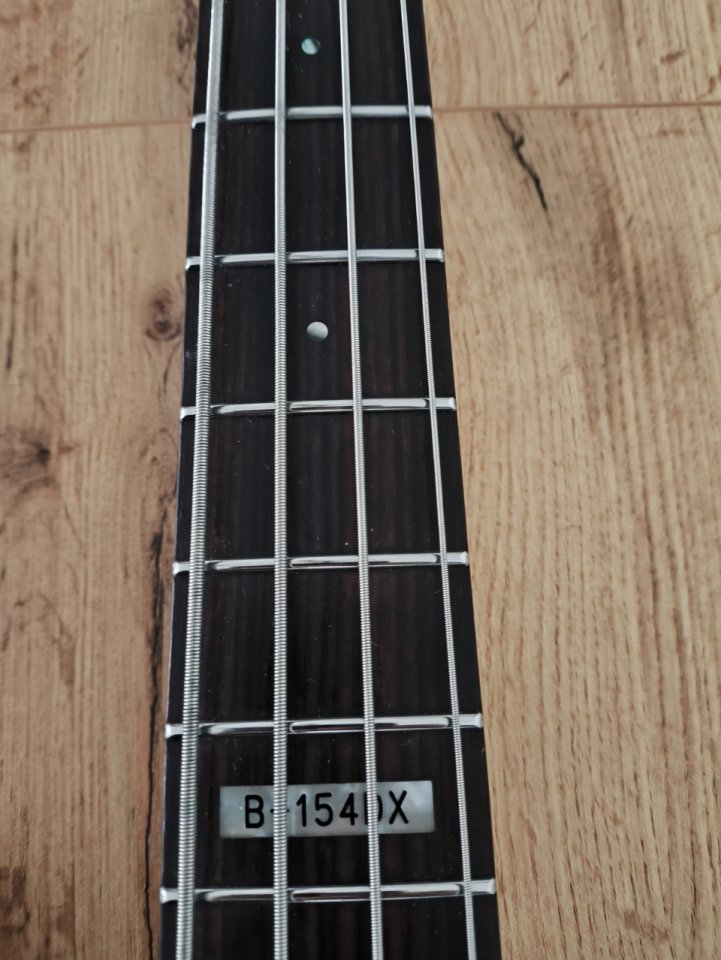 Bajo Ltd Esp b154dx
