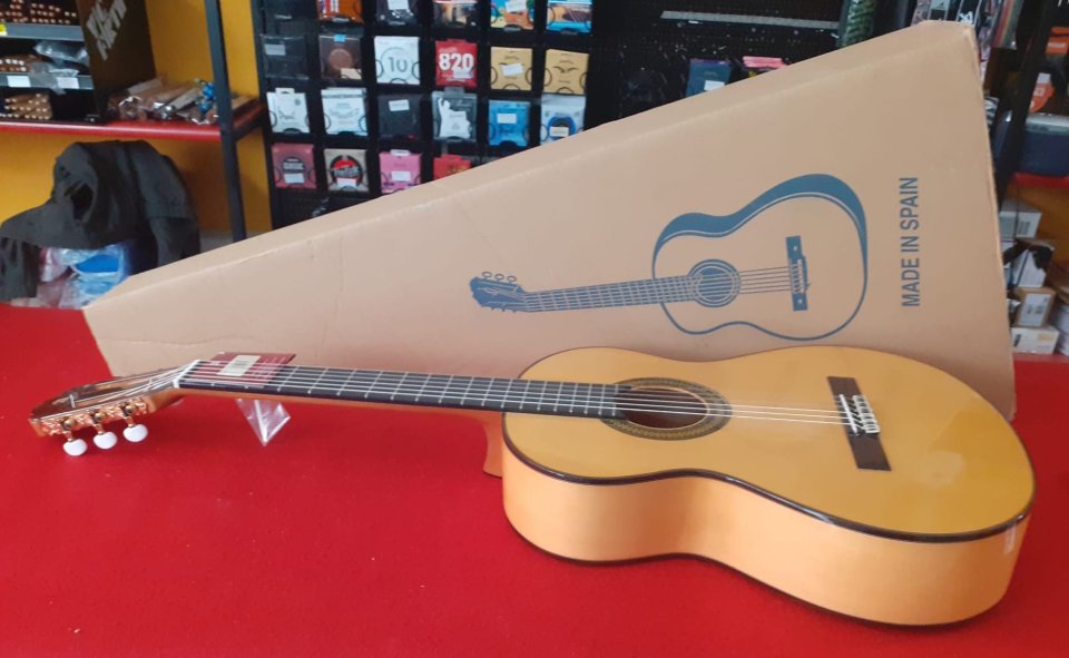 Alhambra 7 FC de segunda mano · Foto 3 de 7 · Girona · 500 €
