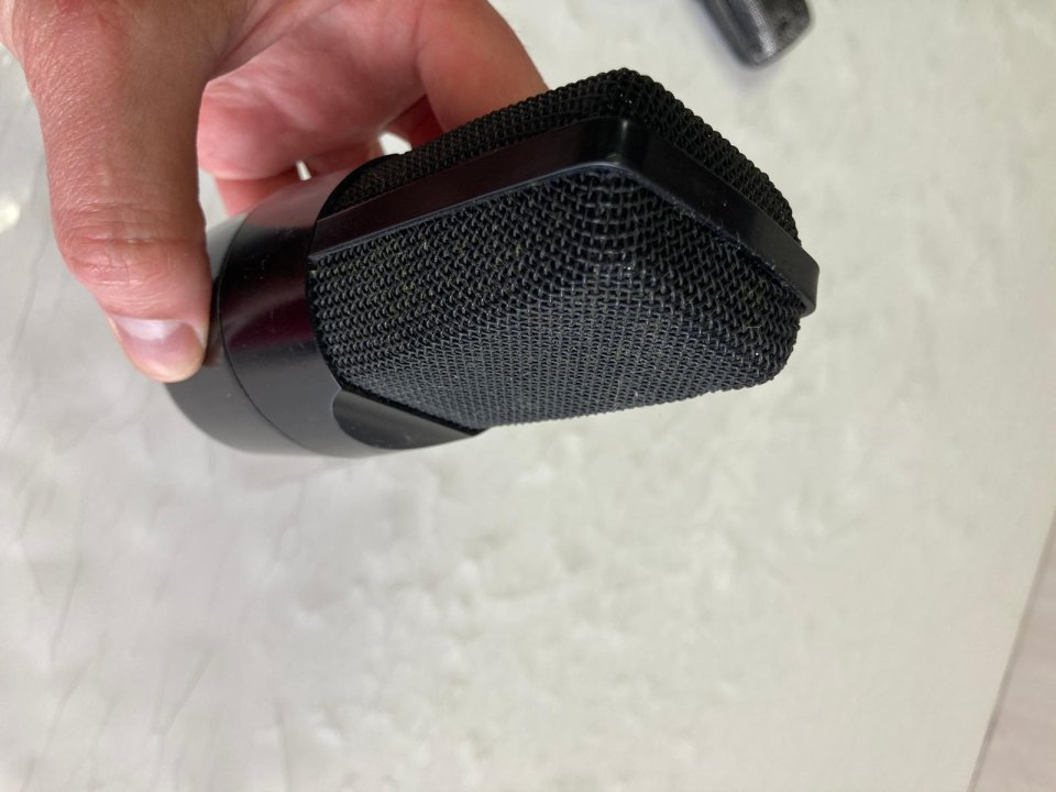 SE Electronics X1R Micrófono de Cinta de segunda mano · Foto 3 de 3 · Barcelona · 140 €