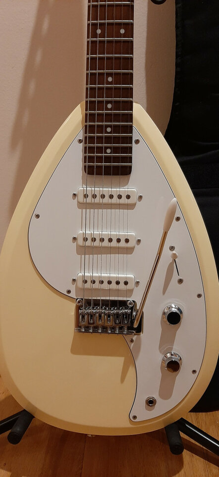 VOX MARC III Teardrop White