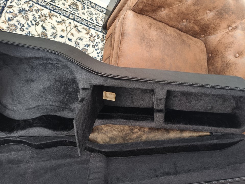 Estuche para guitarra española, clásica, flamenca.