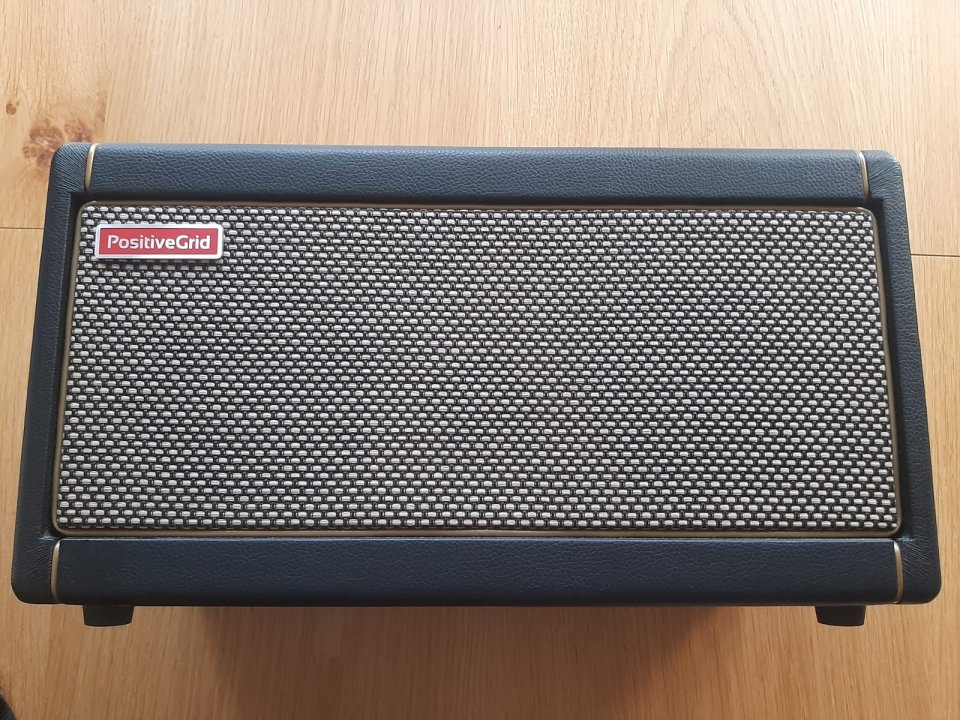 Positive Grid Spark 40 BK + Bolso de segunda mano · Foto 4 de 8 · Navarra · 210 €