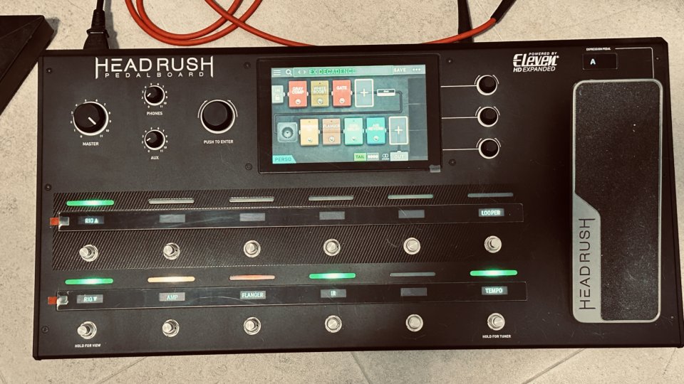 Headrush pedalboard de segunda mano · Foto 3 de 3 · Girona · 450 €