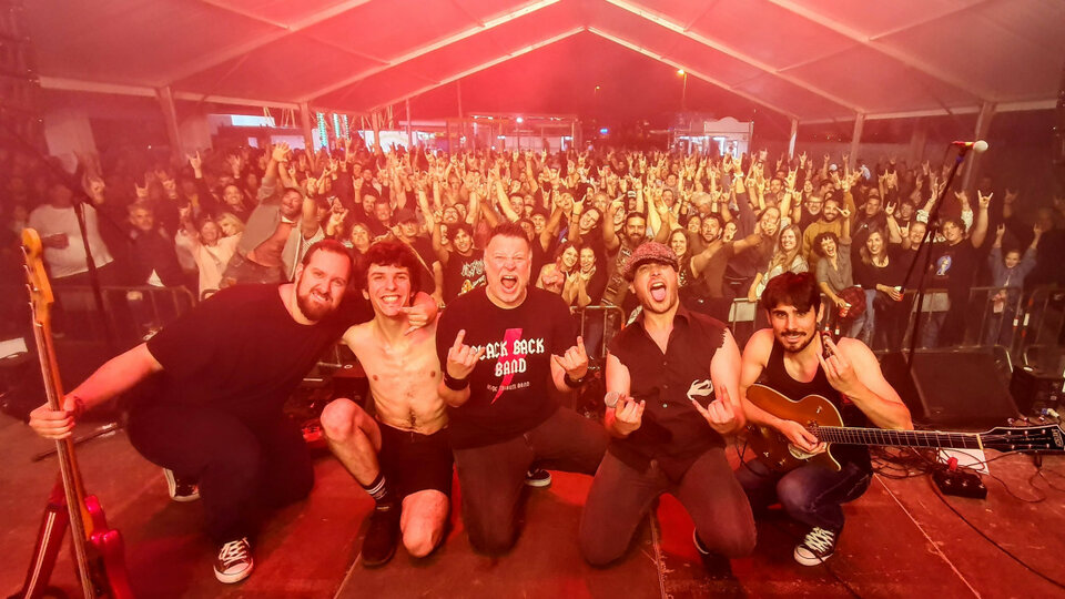 Black Back Band (Tributo AC/DC) busca bajista