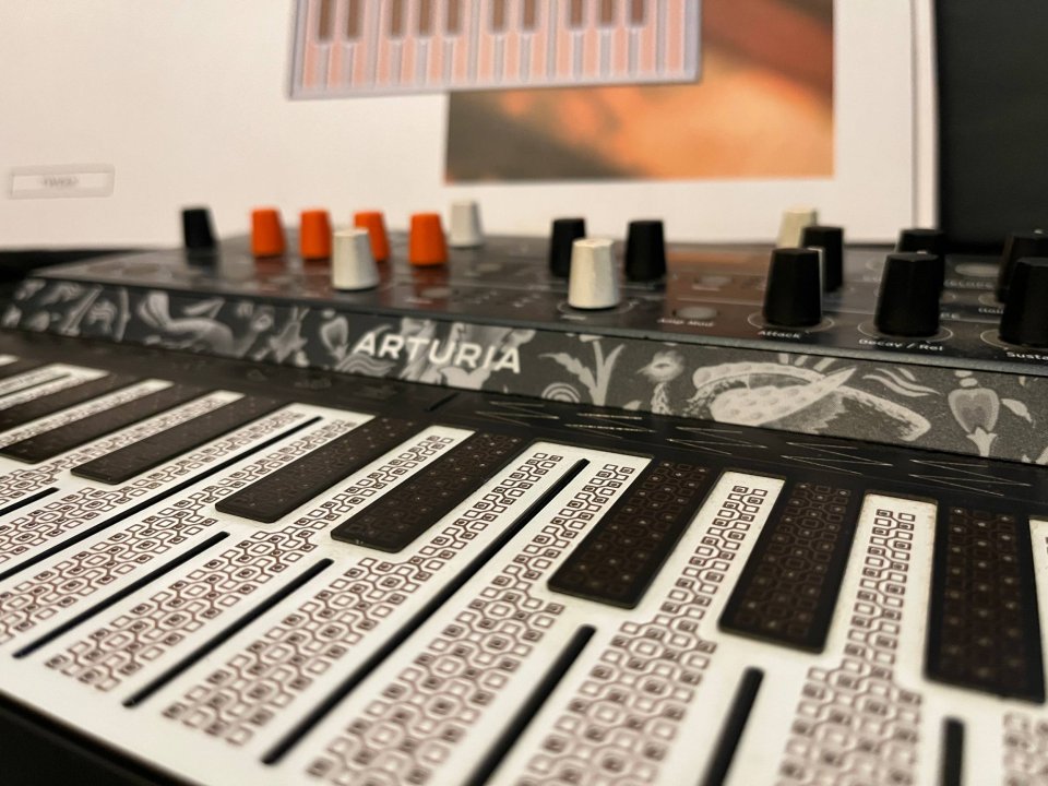 Arturia Microfreak de segunda mano · Foto 2 de 4 · Granada · 220 €