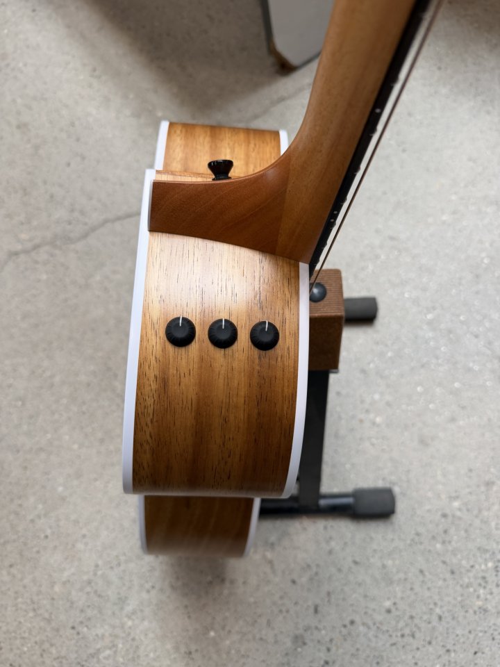 Taylor 214ce-Koa de segunda mano · Foto 4 de 10 · Barcelona · 850 €