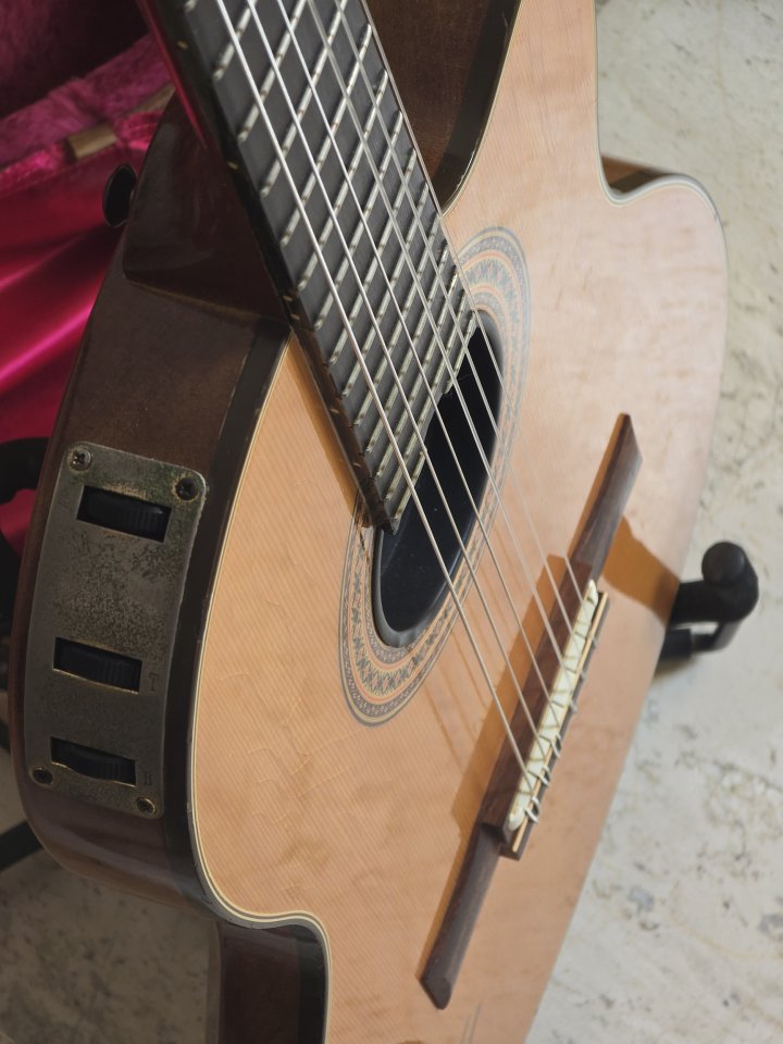 Gibson Chet Atkins CE Nylon de segunda mano · Foto 6 de 6 · Málaga · 2000 €