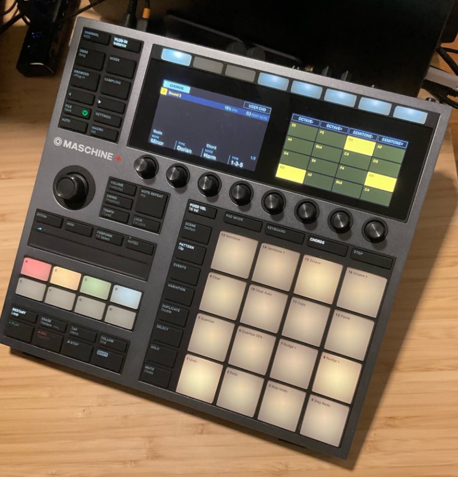 Maschine plus de segunda mano · Foto 3 de 9 · Madrid · 680 €