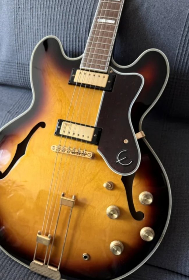 Epiphone Sheraton Vintage Sunburst Envio Incluido. de segunda mano · Foto 2 de 6 · Pontevedra · 500 €
