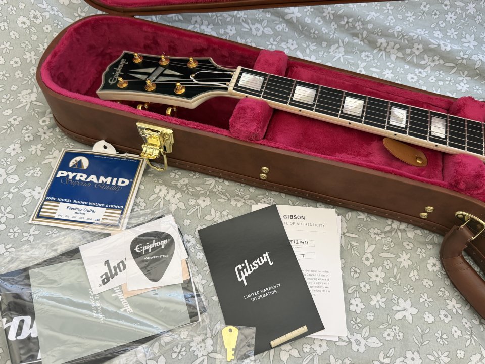 Epiphone ES-335 1959 de segunda mano · Foto 2 de 10 · Burgos · 900 €