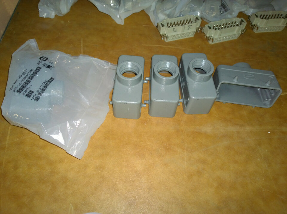Conectores Harting (original) nuevos y usados