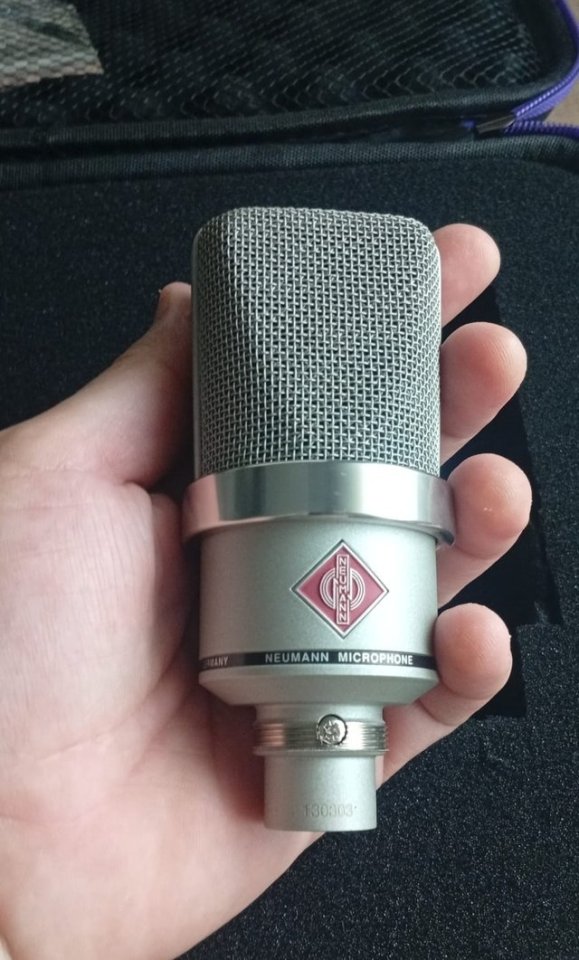 Micrófono Neumann TLM 102 condensador de diafragma de segunda mano · Foto 1 de 8 · Bizkaia · 530 €