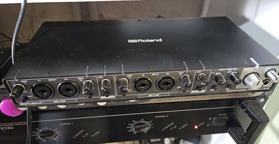Roland rubix44 de segunda mano · Foto 5 de 6 · Lleida · 95 €