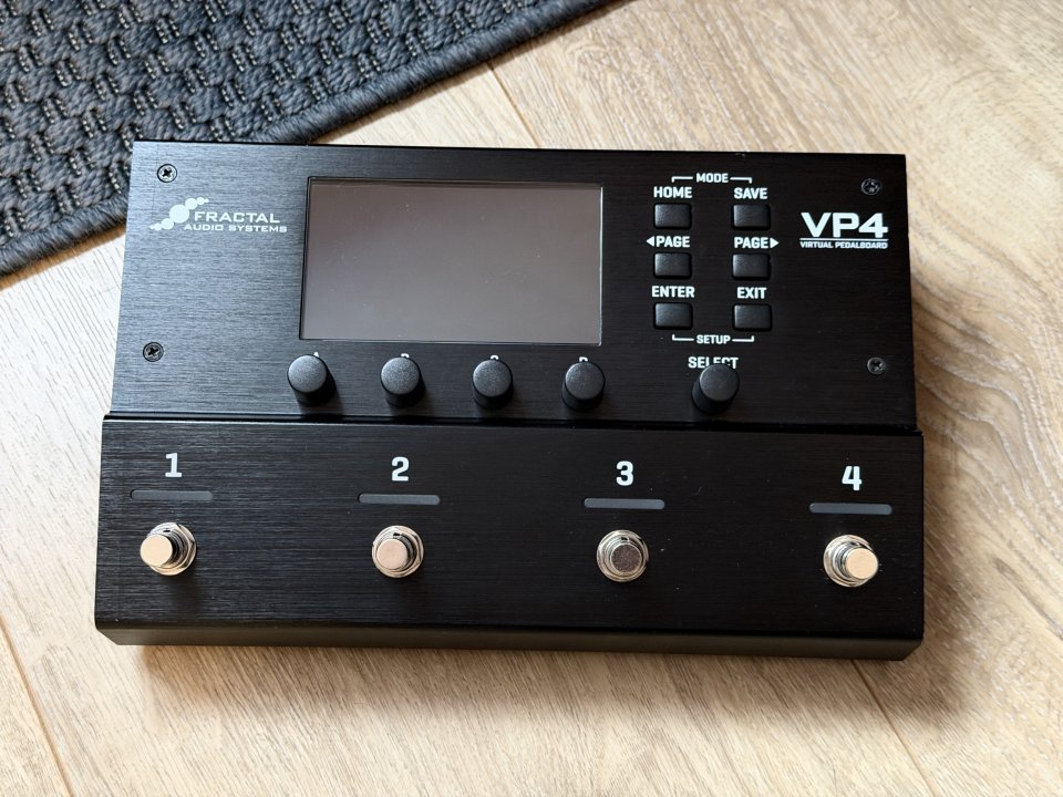 Fractal Audio VP4 de segunda mano · Foto 1 de 6 · Barcelona · 750 €