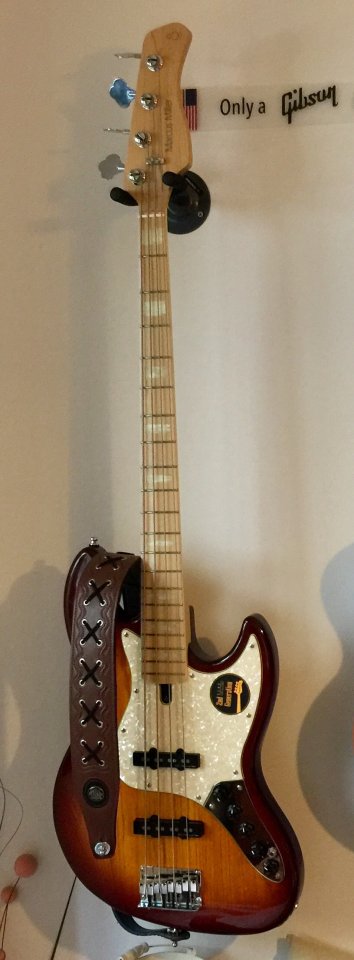 Marcus Miller V7 Swamp Ash-4 TS 2nd