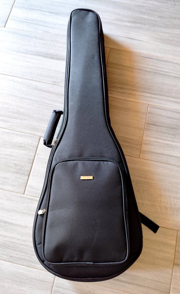 Guitarra Enya Nova Go de segunda mano · Foto 9 de 9 · Lleida · 200 €