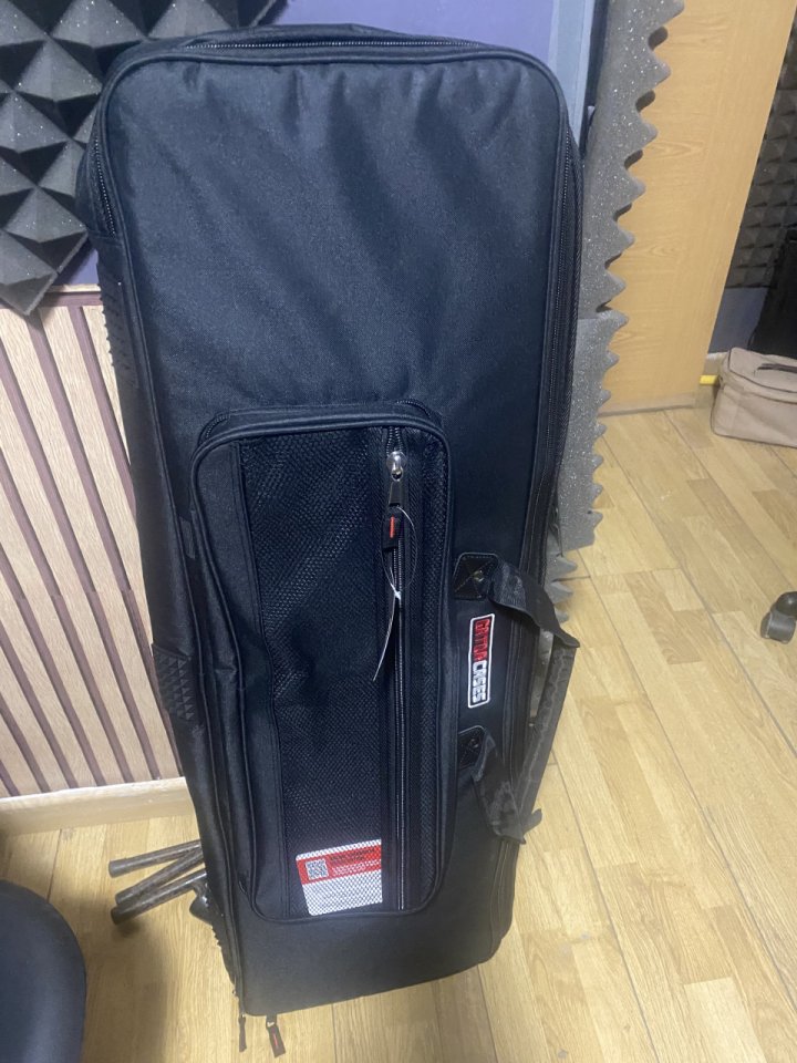 Funda de teclado 61 teclas Gator GKB-61 Slim