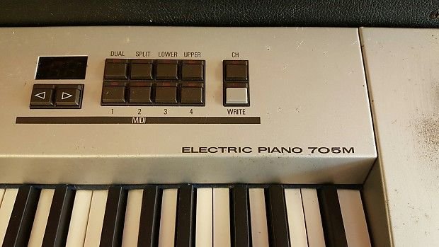 Kawai 705M piano electro acústico con midi