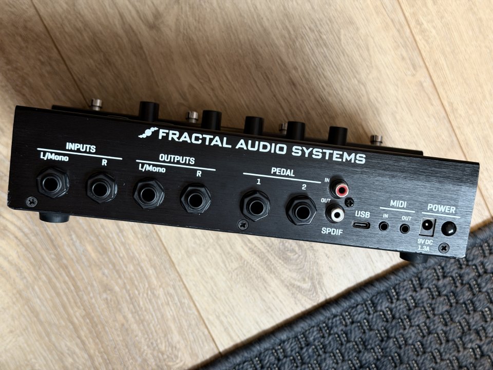 Fractal Audio VP4 de segunda mano · Foto 3 de 6 · Barcelona · 750 €
