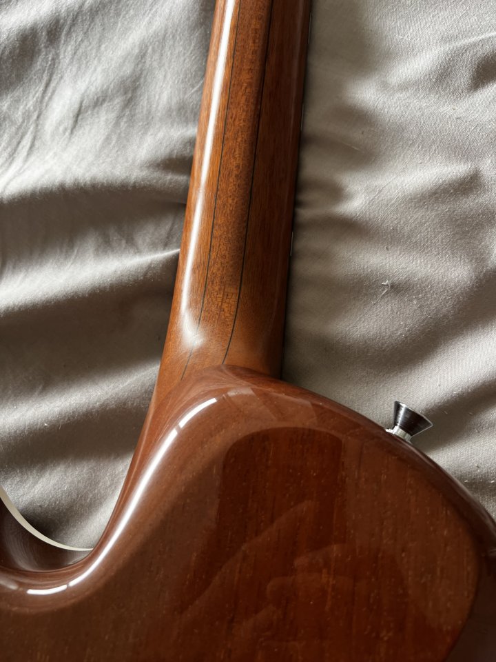 Vendo Guitarra O3 OXYGEN “ STAR” de segunda mano · Foto 6 de 9 · Jaén · 2700 €