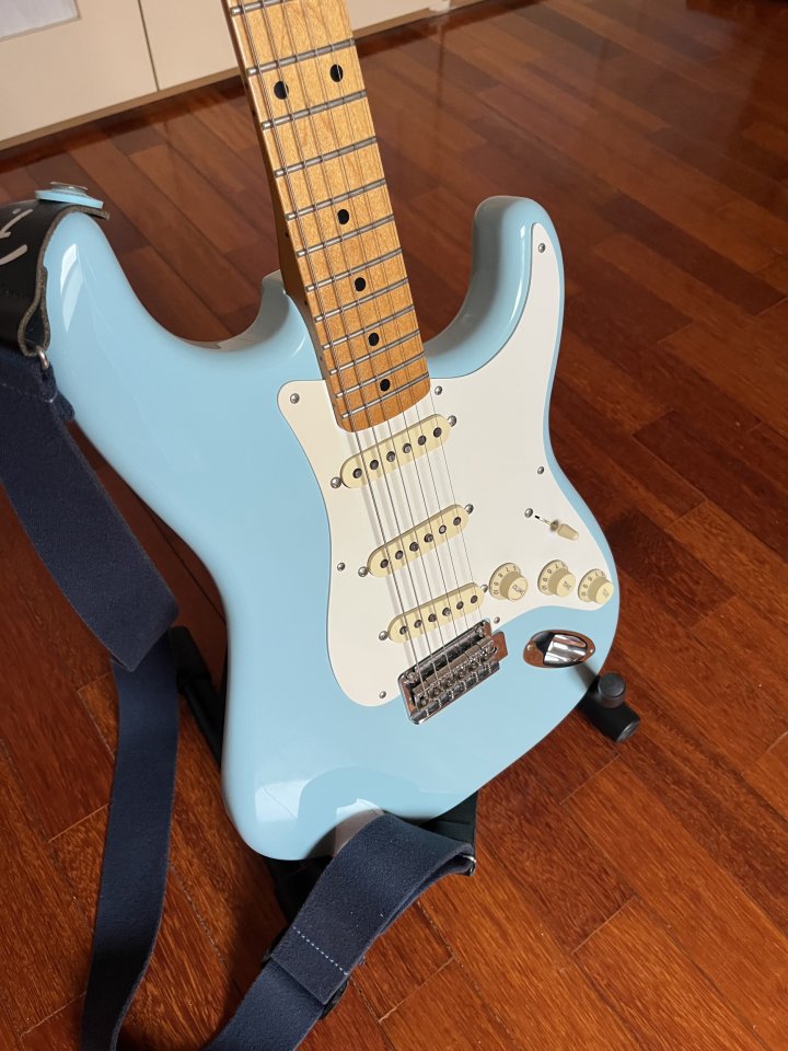 Fender Vintera '50s Stratocaster Modified