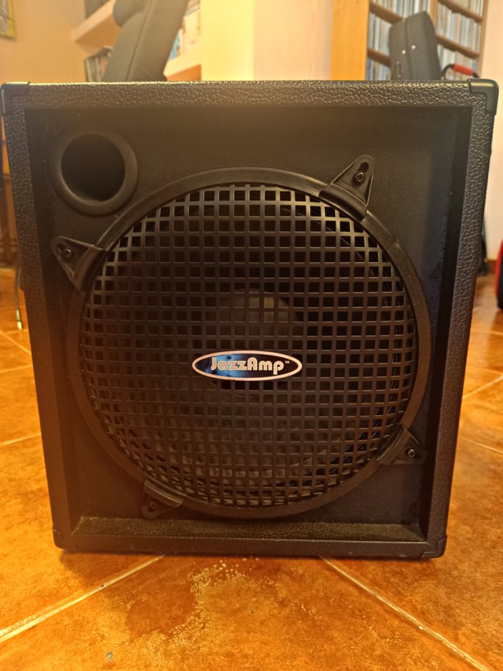 Henriksen Jazzamp 112