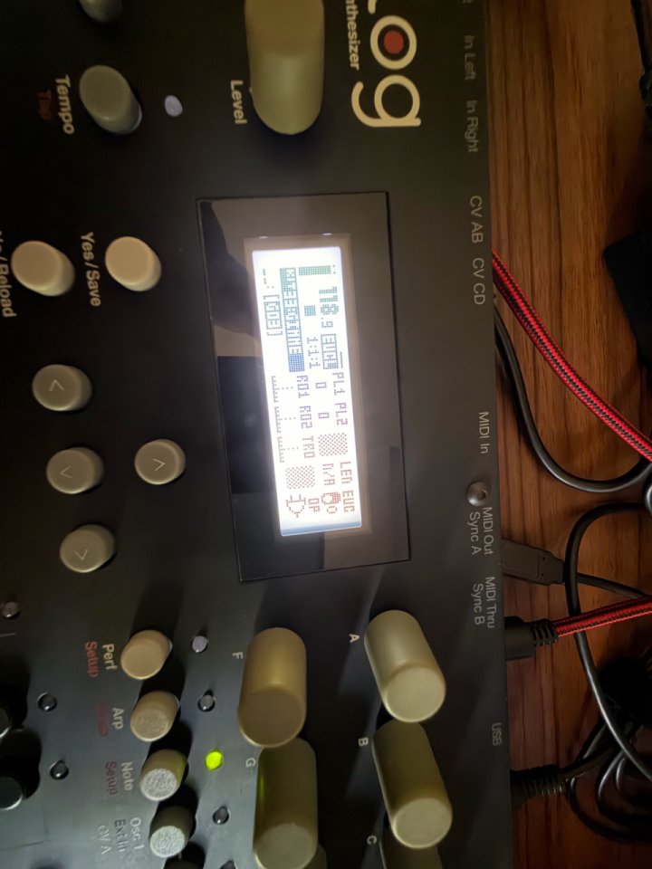 Elektron Analog 4 de segunda mano · Foto 10 de 10 · Barcelona · 330 €