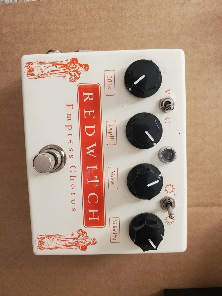 Chorus White Empress. RedWitch de segunda mano · Almería · 115 €