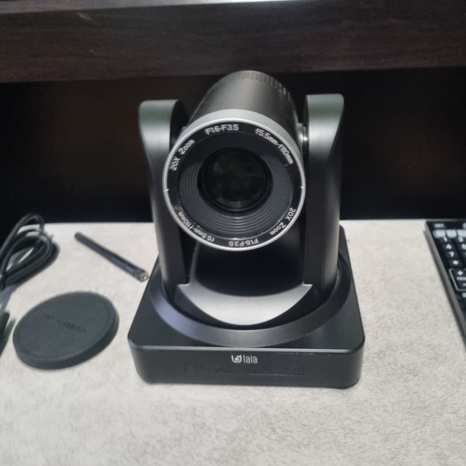 Cámara PTZ Laia Broadcaster