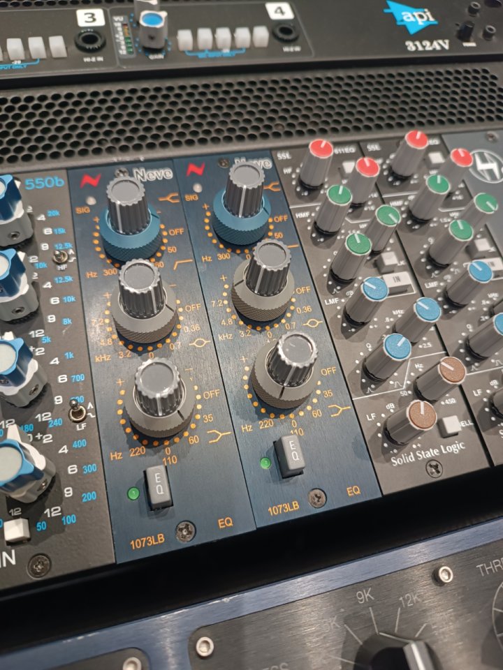 Neve 1073LBEQ Ecualizador