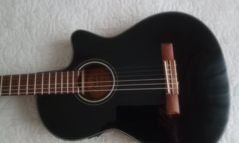 Fender CN-140SCE Guitarra Electro Acústica Black con Estuche de segunda mano · Foto 3 de 10 · Huelva · 280 €